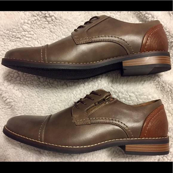 Men’s Brody Oxfords. Sizes 9 and 9.5 available - Picture 3 of 7